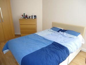 Photo5- click for photo gallery